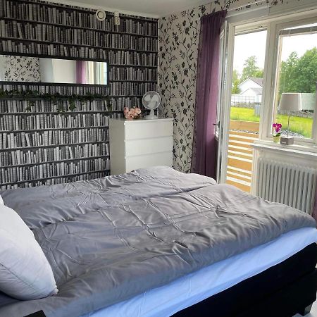 Fin Laegenhet I Centrala Oviken, Mellan Fjaell&Stad Esterno foto